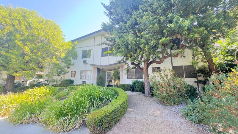 Glendale House: 346 N. Louise Street