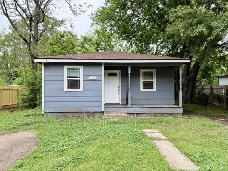 Tulsa House: 2326 N Atlanta Pl