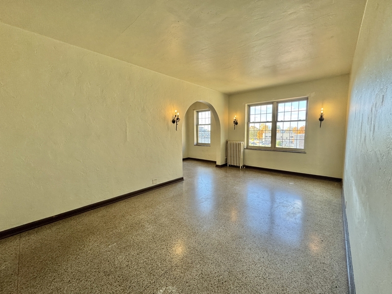 Green Bay Condo: 425 S Monroe Ave - 3j