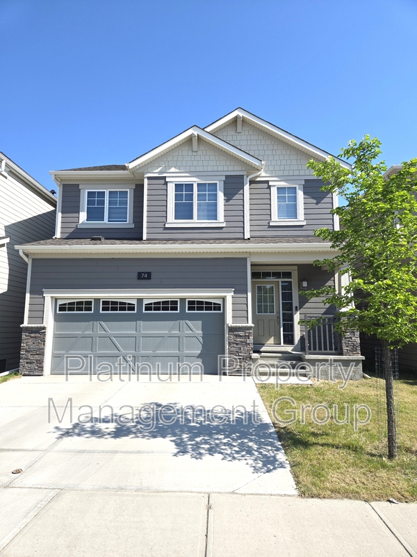 Calgary House: 74 Yorkstone Heath Southwest