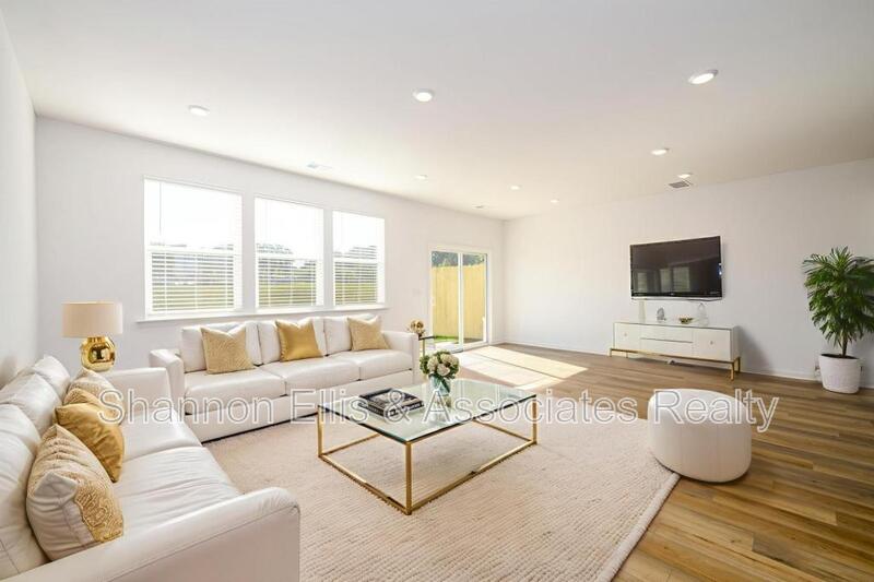 Doraville Townhome: 2559 Adventure Wy