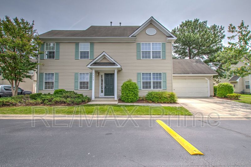 Virginia Beach House: 1560 Wynd Crest Way