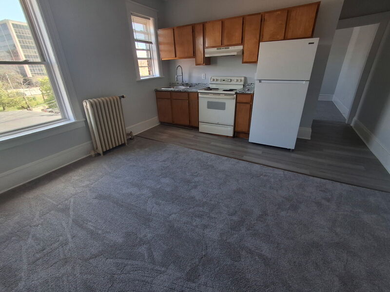 Poughkeepsie Condo: 210 Main Street-4F