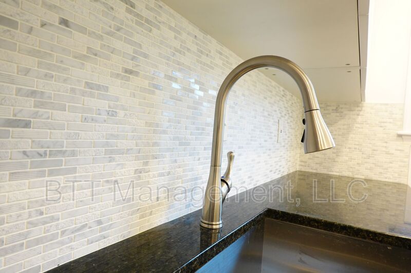 Silver Spring Condo: 8802 Plymouth St