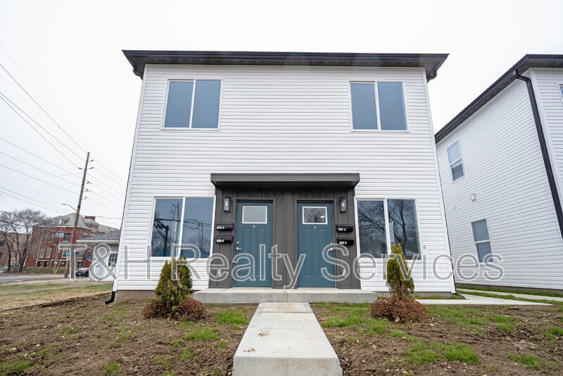 Indianapolis Condo: 2814 East Michigan Street