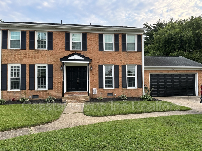 Virginia Beach House: 1012 Meadowview Place