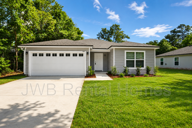 Jacksonville House: 2019 Benedict Rd