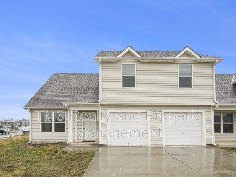 Gardner House: 31642 West 174th Street