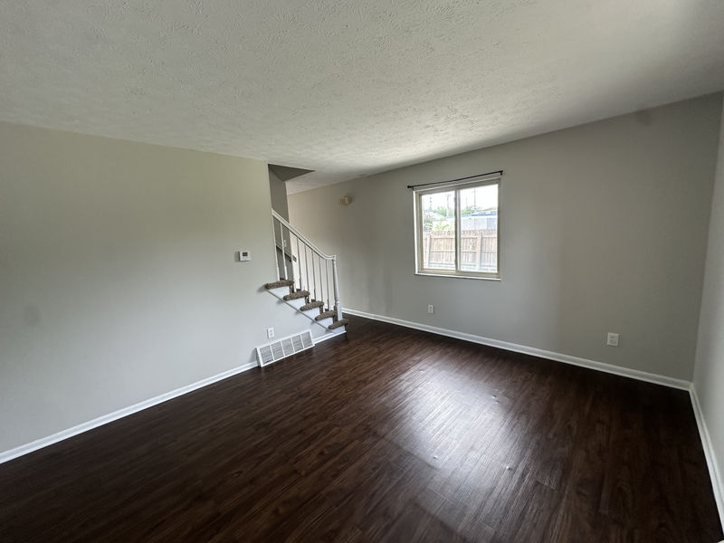 Columbus Condo: 4893 Nugent Drive