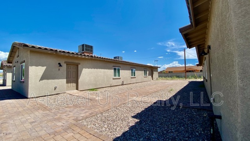 1514 East 28th Street Unit 1