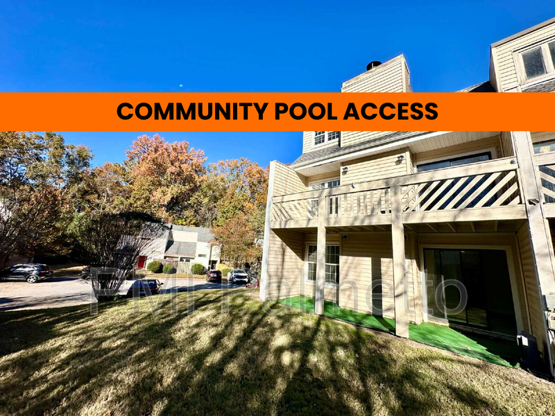 Columbia House: 4443 Bethel Church Rd