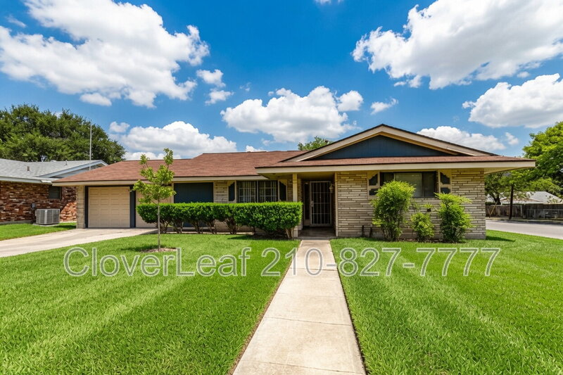 San Antonio House: 3503 Clearfield Dr