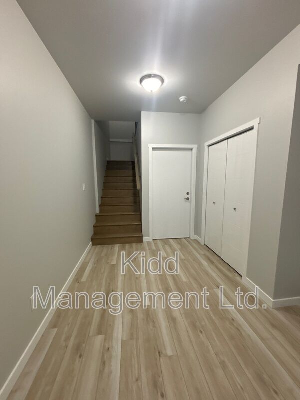 Prince George House: Monterey 152 A