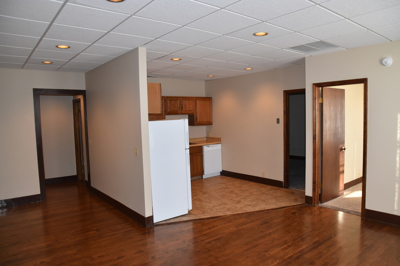 Ralston Condo: 5402 S. 77th Street