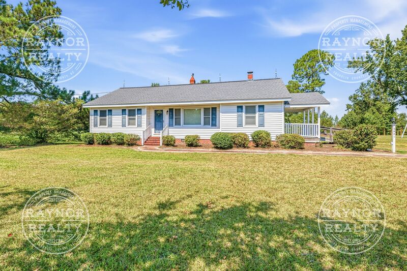 Zebulon House: 5441 Old US Highway 64 E