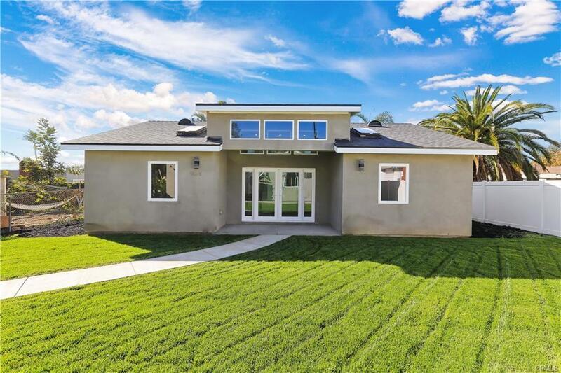 Orange House: 552 N Cambridge St.