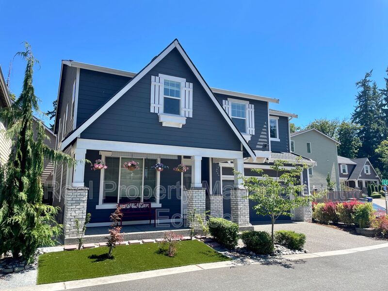 Bothell House: 22275 9th Ct. SE