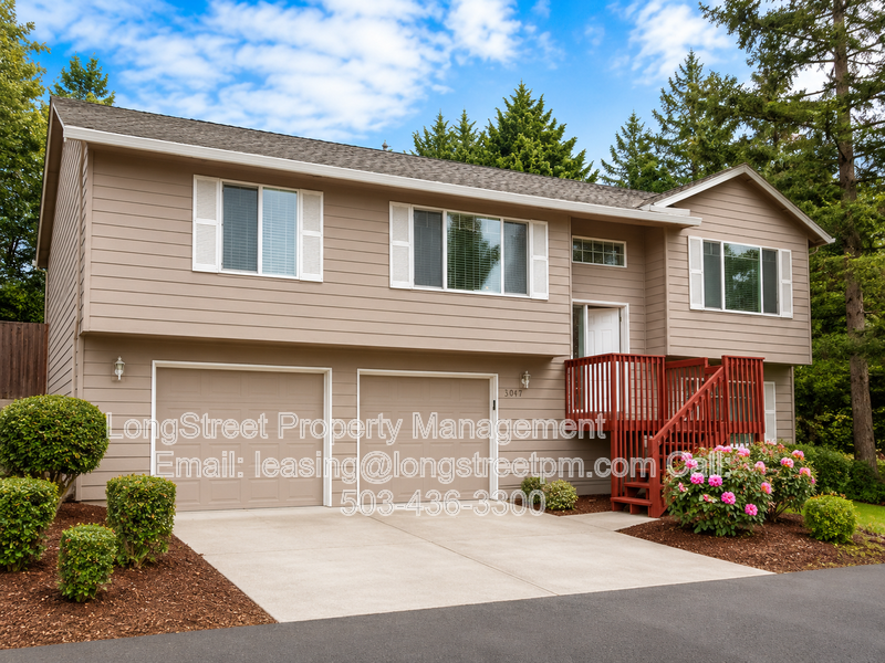 Salem House: 3047 Wallace Rd NW