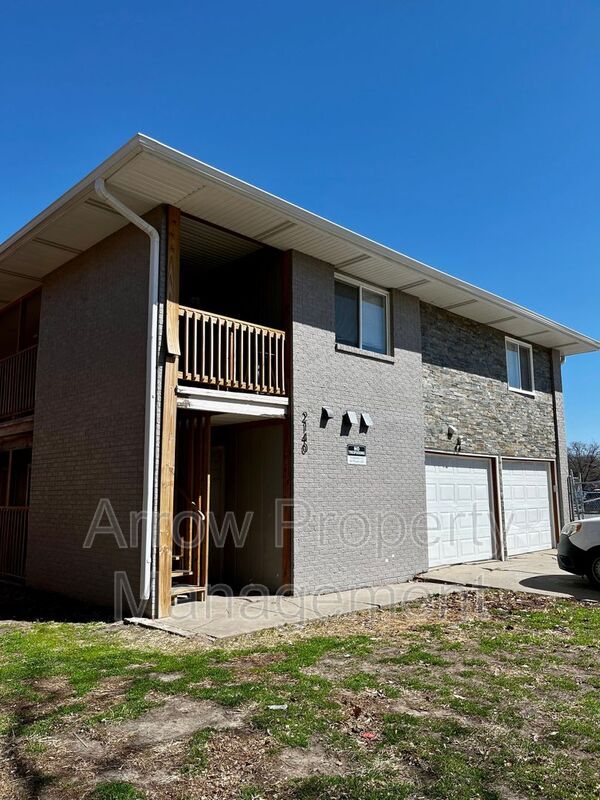 Lincoln Condo: 2140 J Street