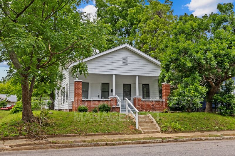 Birmingham House: 2608 Avenue G