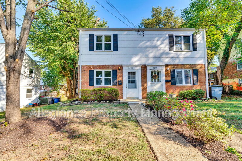 Alexandria House: 5809 Fifer Drive