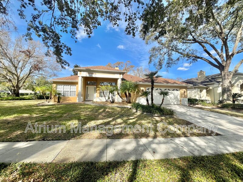 Heathrow House: 1187 Tadsworth Ter