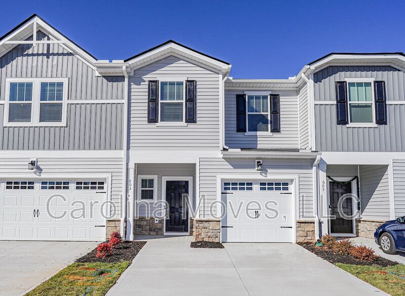 Greer House: 603 Purteview Place