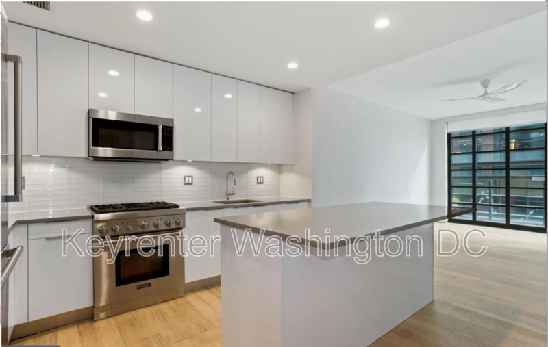 Washington Condo: 45 Sutton Sq, SW