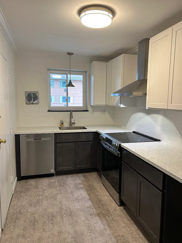 Rochester Condo: 2432 East Ave