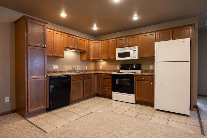 Little Chute Condo: 830 East Elm Drive - 3D