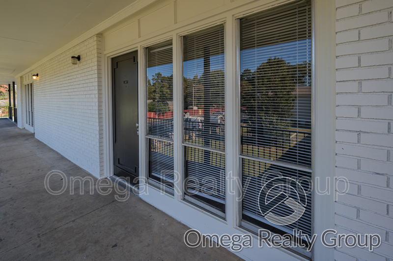 Montgomery Condo: 4724 S Court St