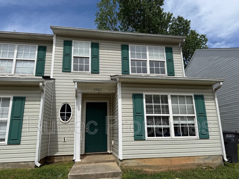 Charlotte Townhome: 5362 Esther Lane