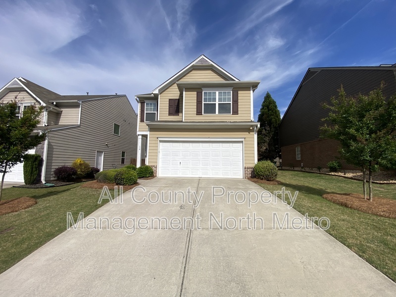 Woodstock House: 114 Kasey Drive