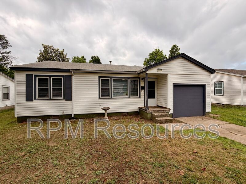 Bethany House: 6714 NW 27th St