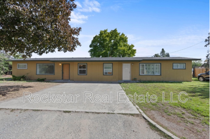 Spokane Valley Condo: 11725 East Alki Avenue