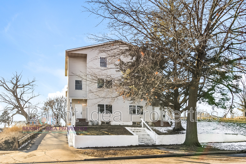 Saint Paul Condo: 863 Clark Street - 1