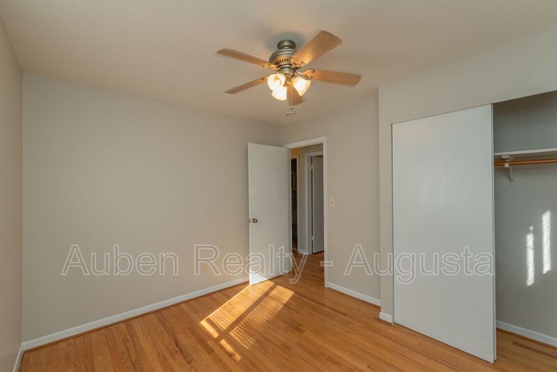 Request a Viewing for 3027 Jeanne Road Tenant Turner