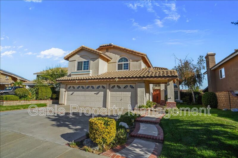 Castaic House: 27668 Lonestar Place