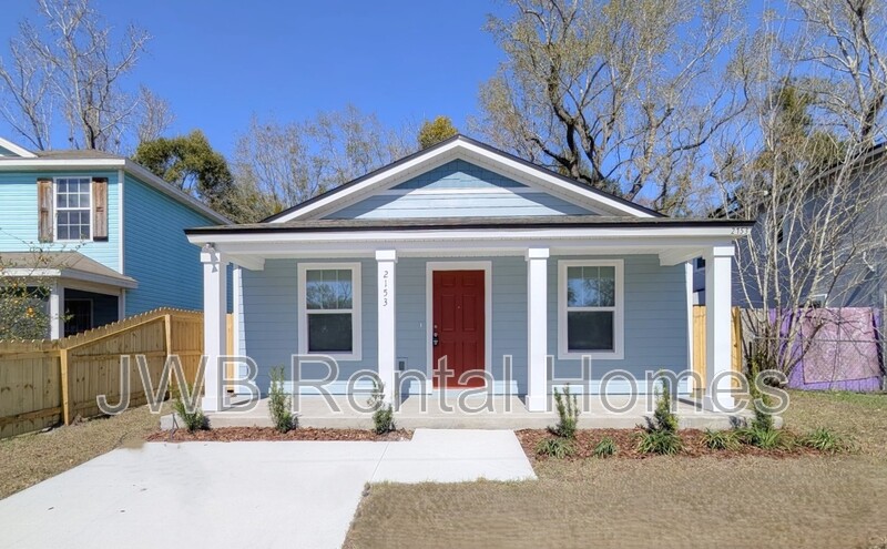 Jacksonville House: 2153 Woodside St