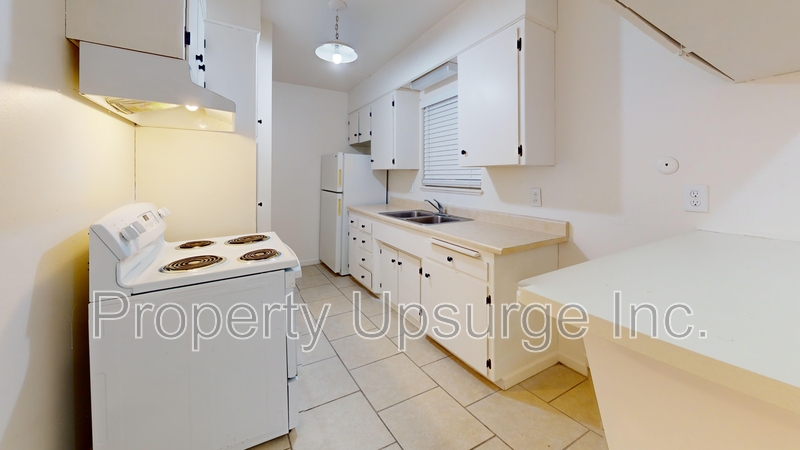 Redding Condo: 1553 Riverside Dr - 2