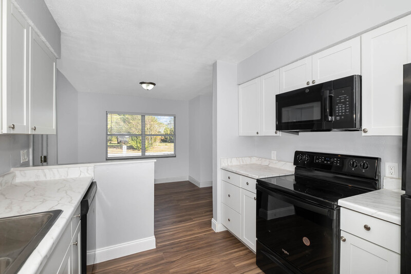 Melbourne House: 2305 Burns Avenue