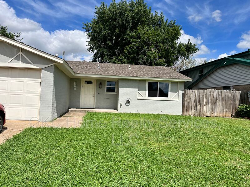 Request a Viewing for 8308 S. Drexel Place Tenant Turner