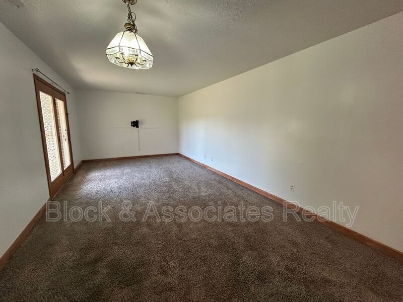 Kernersville House: 316-A Windsor Manor Way