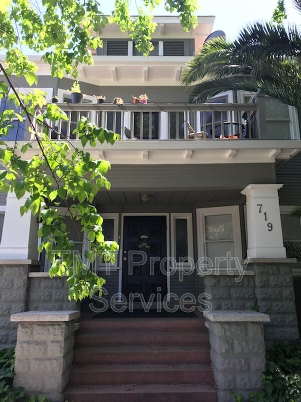 Sacramento Condo: 719 19th St