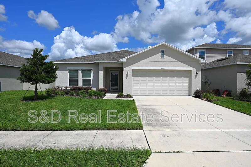Lakeland House: 2028 Rosewood Cir