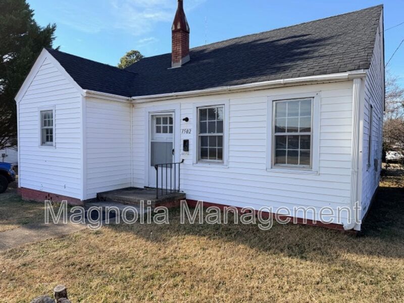 Henderson House: 1502 Deer Crossing Court