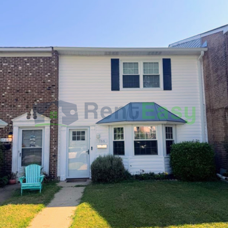 Virginia Beach House: 766 Biltmore Drive