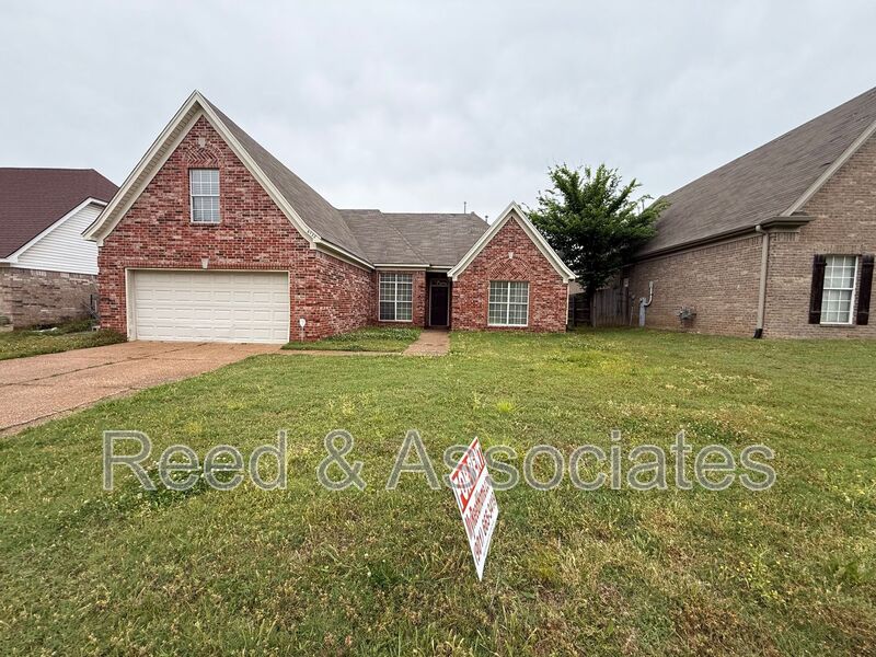 Memphis House: 6722 Whitten View Ln.