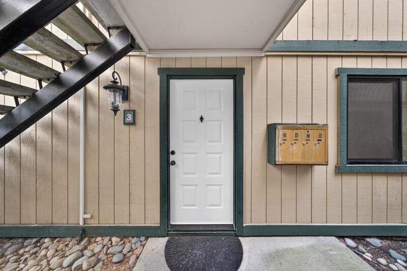 Sacramento Condo: 251 Del Verde Cir