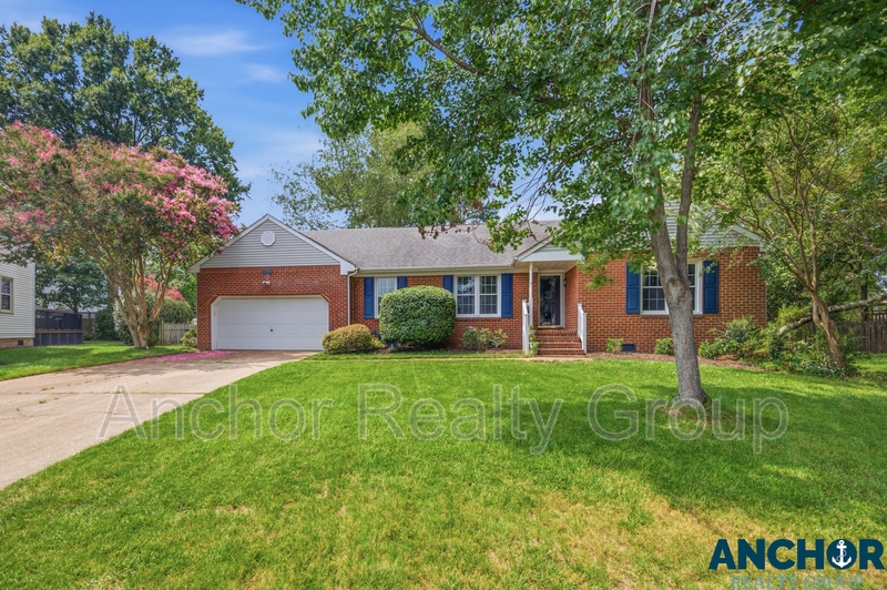 Virginia Beach House: 2505 Ravencroft Court